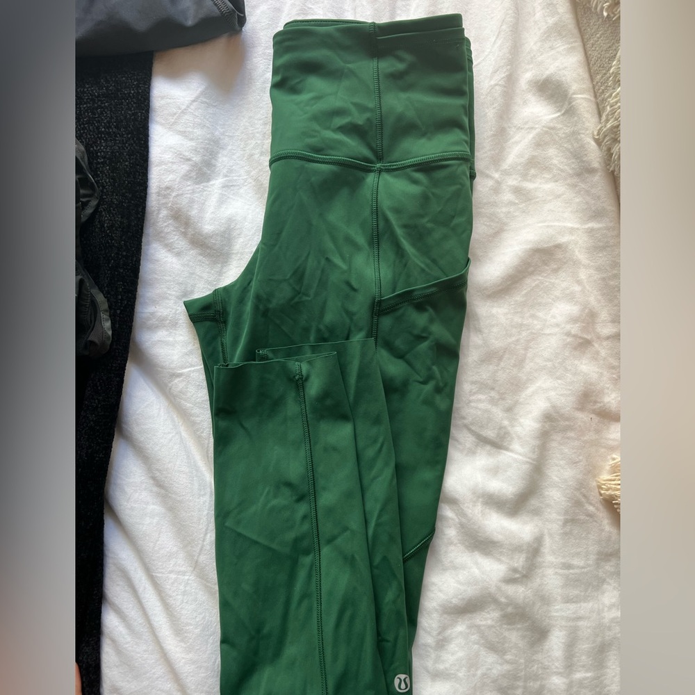 Lululemon green running leggings